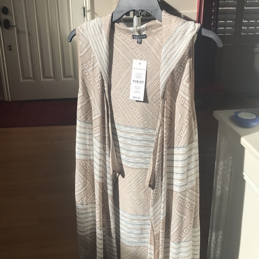 NWT Hannah 3/4 length hooded sleeveless taupe open front sweater Sz XL (sku A)